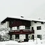 By A-appartments *